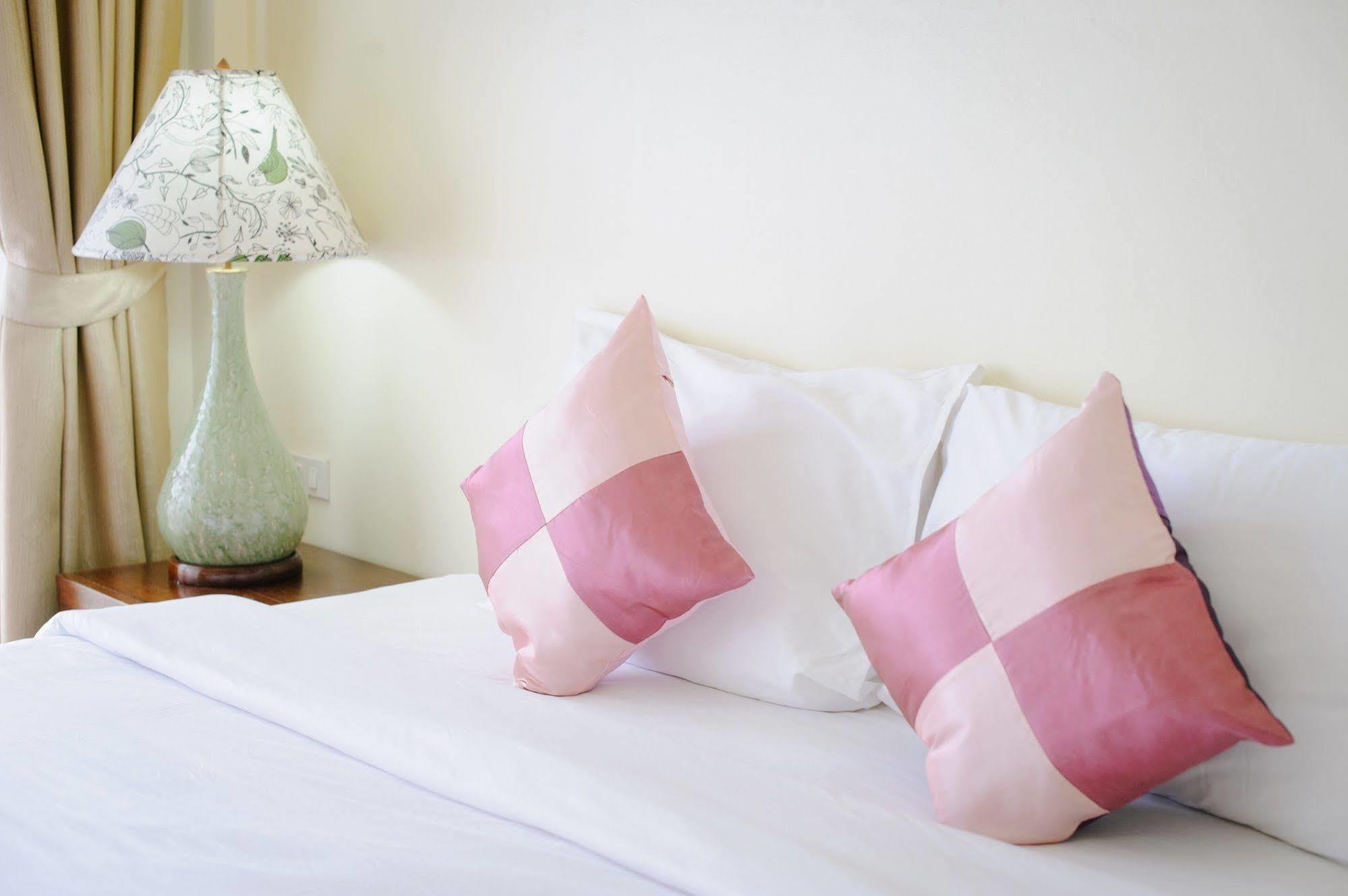 Casa Da Lua Hotel Chiang Mai Ngoại thất bức ảnh